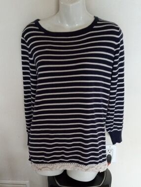 💲1⃣▶Navy and White Striped Long Sleeve Top with Lace Trim